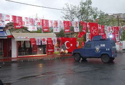 MHP seçim bürosuna silahlı saldırı