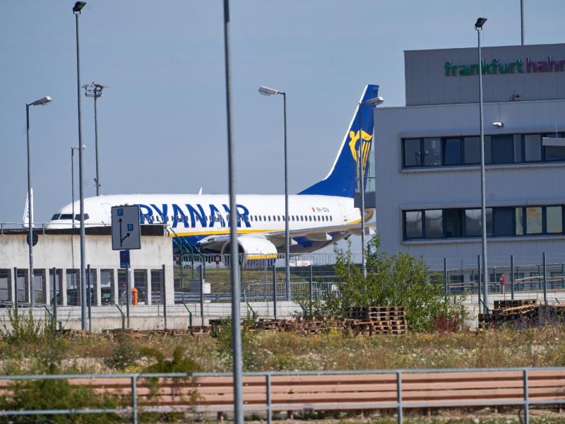 Ryanair’e: “Sefer sayısını düşür dedik, tamamen git demedik”