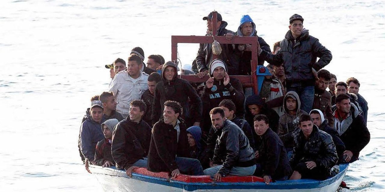 Düzensiz göç akını: Lampedusa “acil durum” ilan edilmesini bekliyor