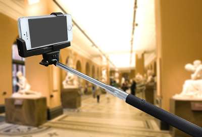 Rusya, vatandaşlarına selfie çekmesini öğretecek