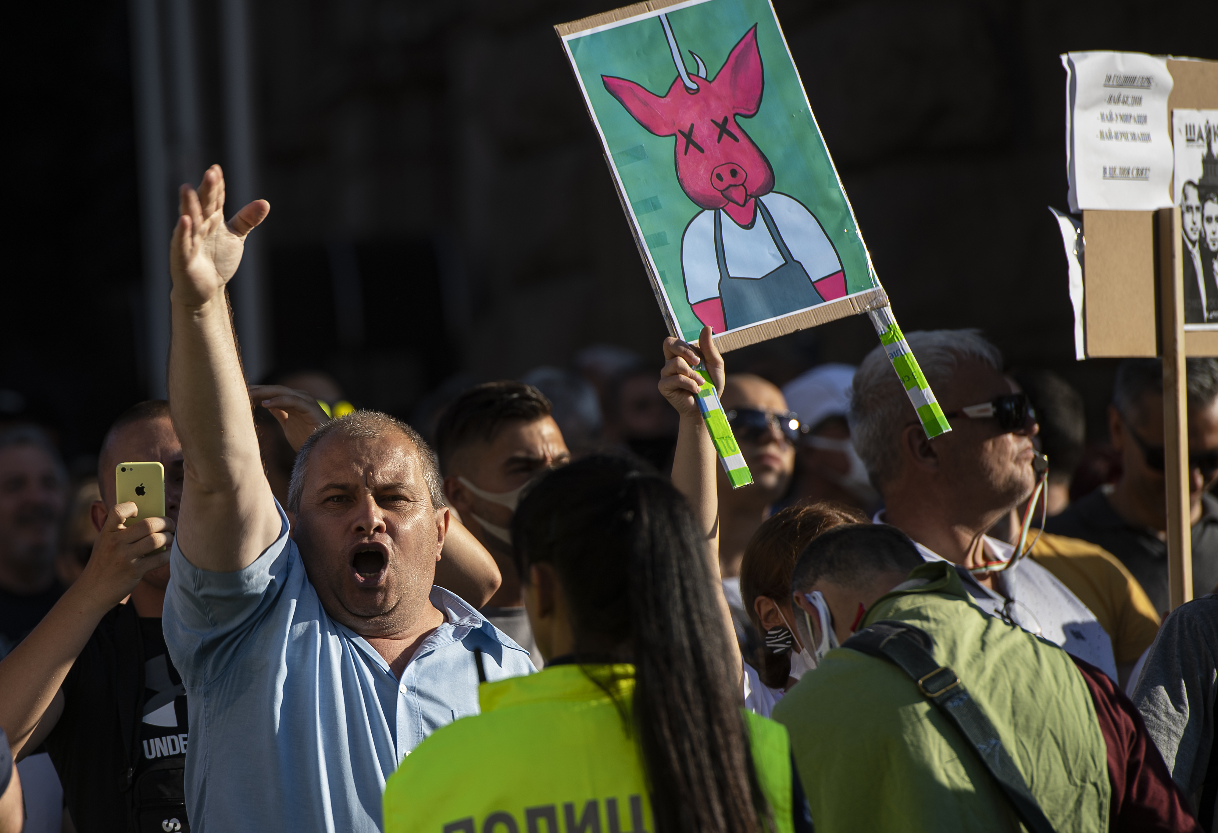 AB’nin en yoksulunda olaylar: Bulgaristan’da protestocular Türkiye sınırına yakın yolu trafiğe kapattı