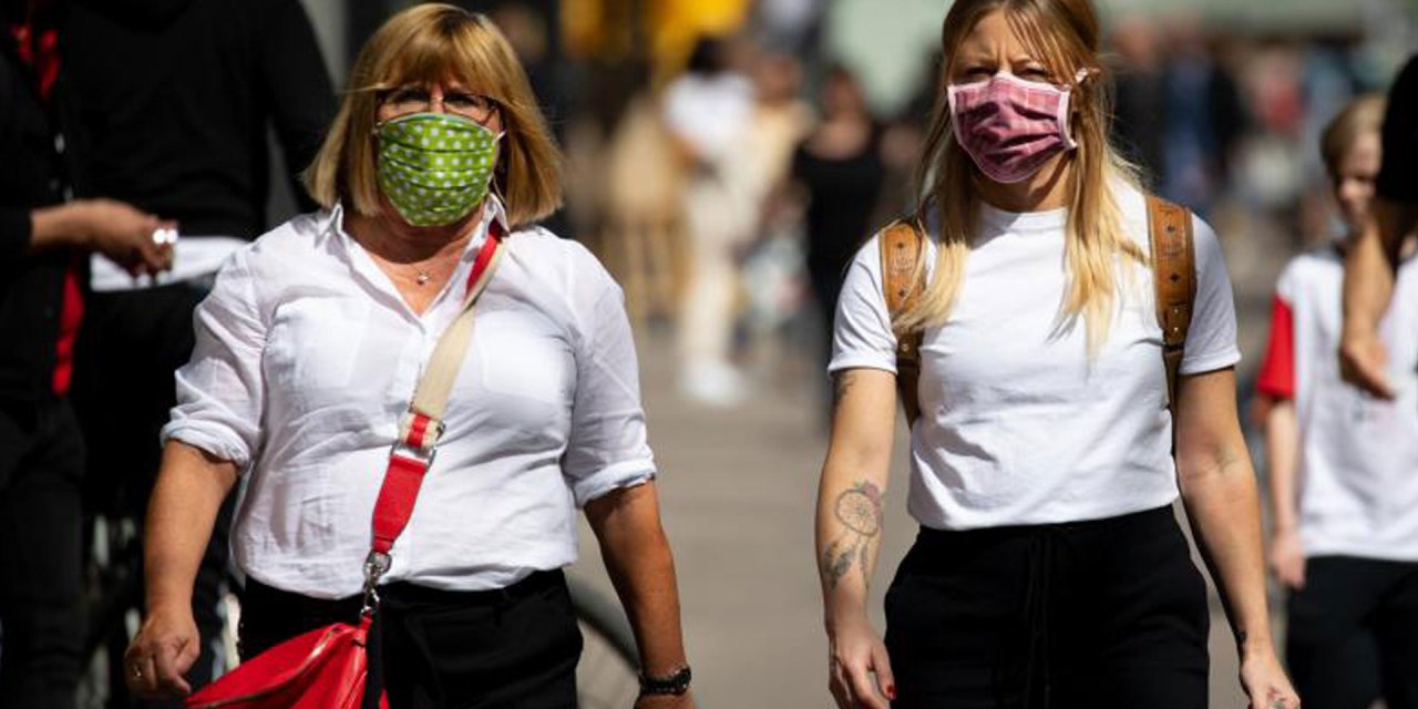 Maske altında nefes alıp vermek tehlikeli mi?