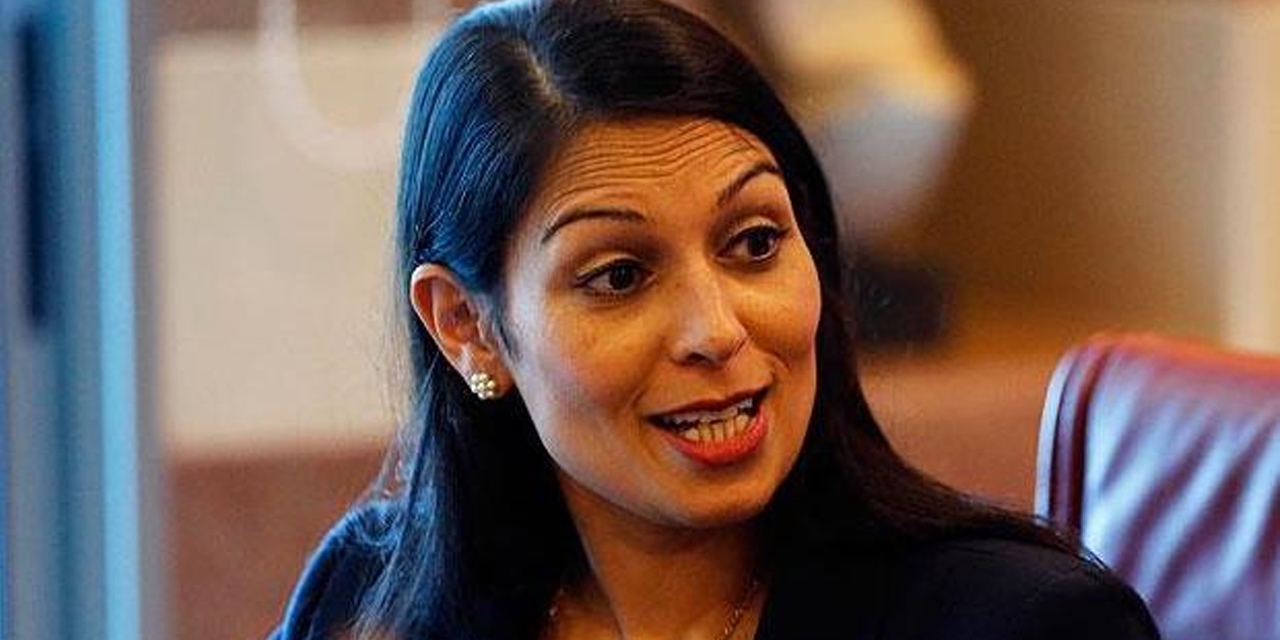 İngiltere İçişleri Bakanı Patel: Düzensiz göçmenler Fransa’nın ırkçı olduğuna inanıyor