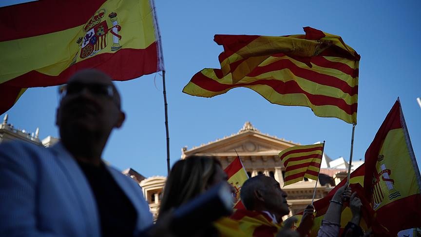 Koronavirüs önlemlerini yetersiz bulan öğretmenler Madrid’de greve gidiyor