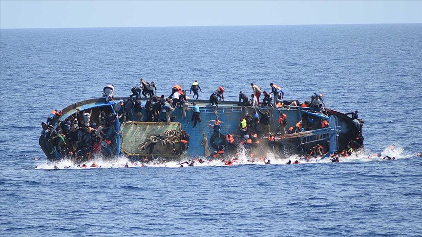 Mezarlığa dönüşen Akdeniz’de göçmen dolu bir ticari yük gemisi: BM’den acil çağrı