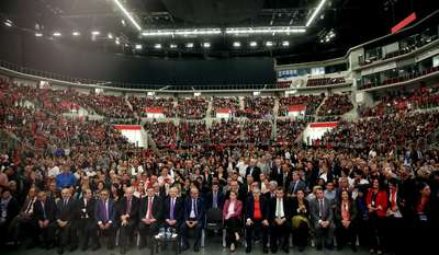 Kılıçdaroğlu, Düsseldorf'ta konuştu
