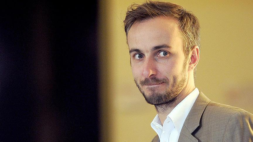 Erdoğan’a “hakaret” şiiri okumuştu: Şovmen Böhmermann’ın da polisteki bilgilerine bakılmış