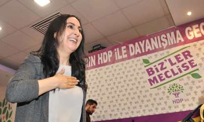 Nepal'den 242 kişi Türkiye'ye geldi