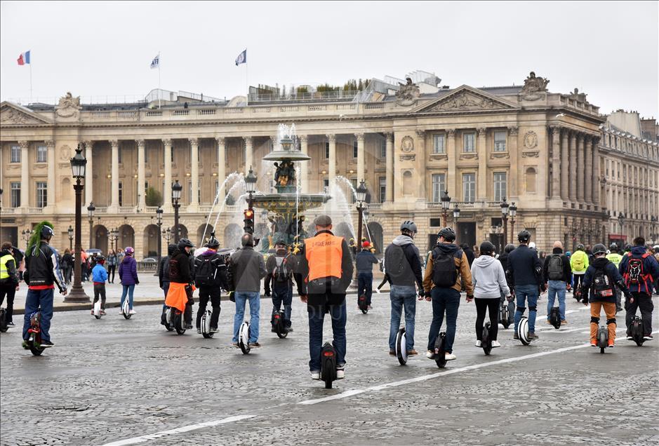 Paris’te “arabasız gün” uygulaması rağbet görmedi
