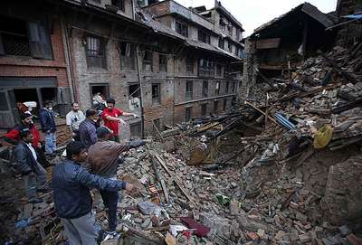 Nepal'de acı bilançosu: 3 bin 815 ölü
