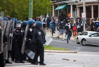 Freddie Gray’in kendini yaraladığı iddiası