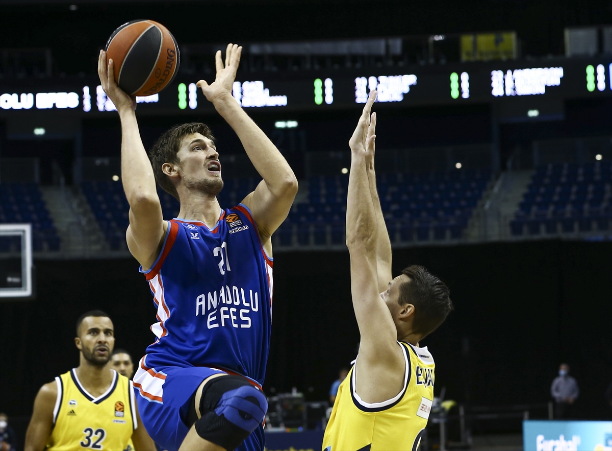 THY Avrupa Ligi’nde deplasman başarısı: Anadolu Efes, ALBA Berlin’i yendi