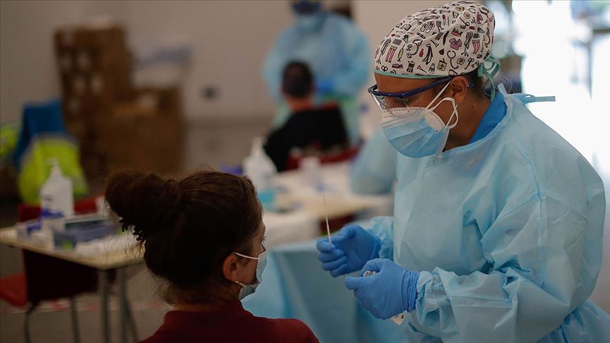 Sistemin “Aşil topuğu” mu? Berlin’deki koronavirüs test laboratuvarlarının kapasitesi yetersiz