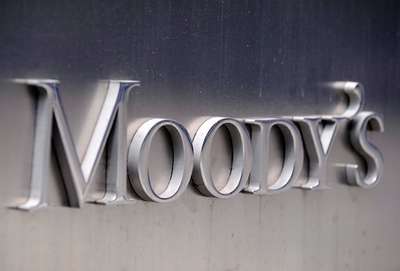Moody's Yunanistan'ın notunu düşürdü