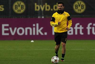 İlkay Gündoğan, Dortmund'da kalabilir