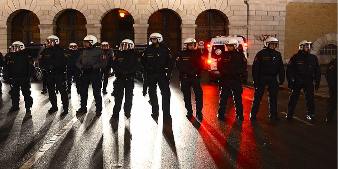 Viyana'da sinagog yakınında silahlı çatışma: Biri polis çok sayıda ölü ve yaralı var