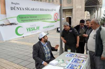 Yeşilay: Sigarayı bırakın, sevdiklerinize yemek ısmarlayın