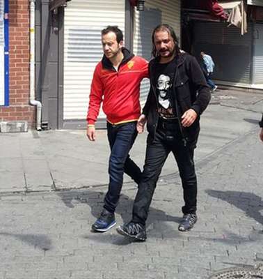 Emrah Serbes ve Rıza Kocaoğlu'na polis müdahalesi