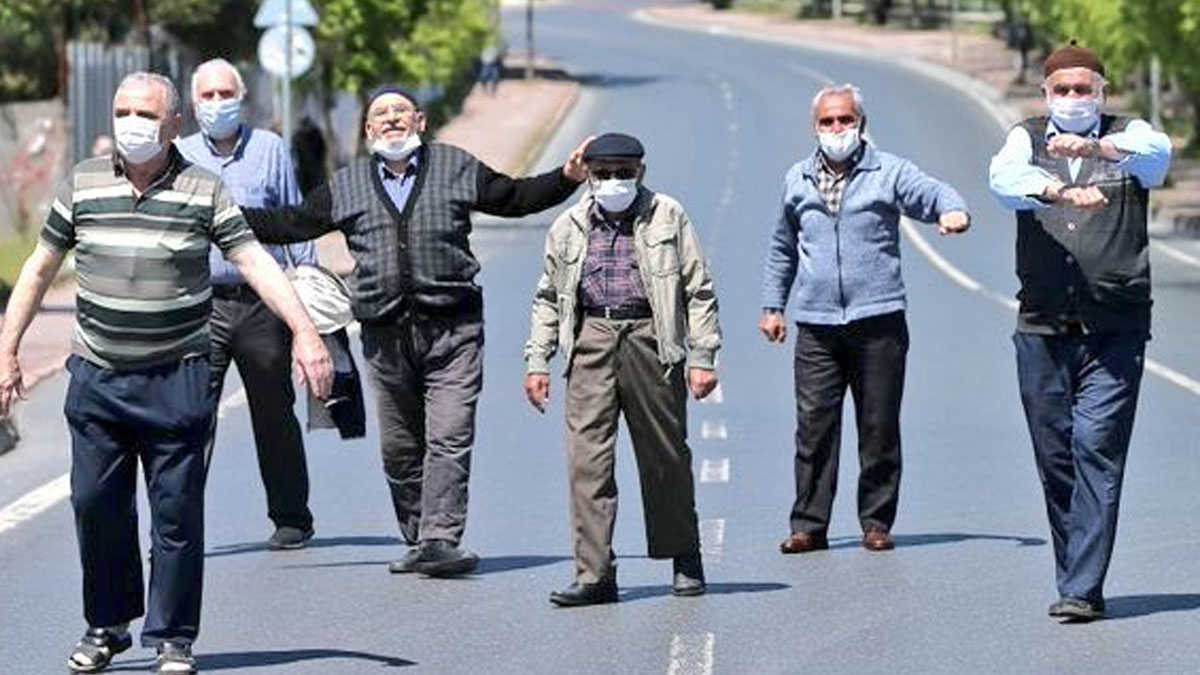 Anavatan'da artan vakalar yasak getirdi: Başkent Ankara'da ve İstanbul'da 65 yaş üstüne sokağa çıkma kısıtlaması