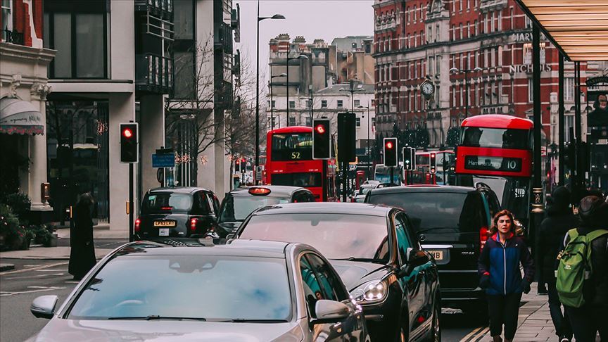 Londra, kemer sıkarsa olacaklardan mı korkuyor? “Kamu harcamaları artırılacak”