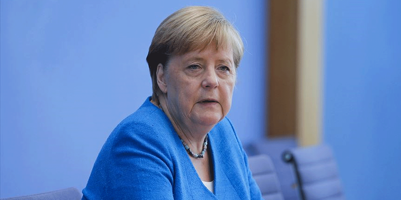 Merkel ısrar edince: Almanya’da korona önlemleri daha da sıkılaştırıldı