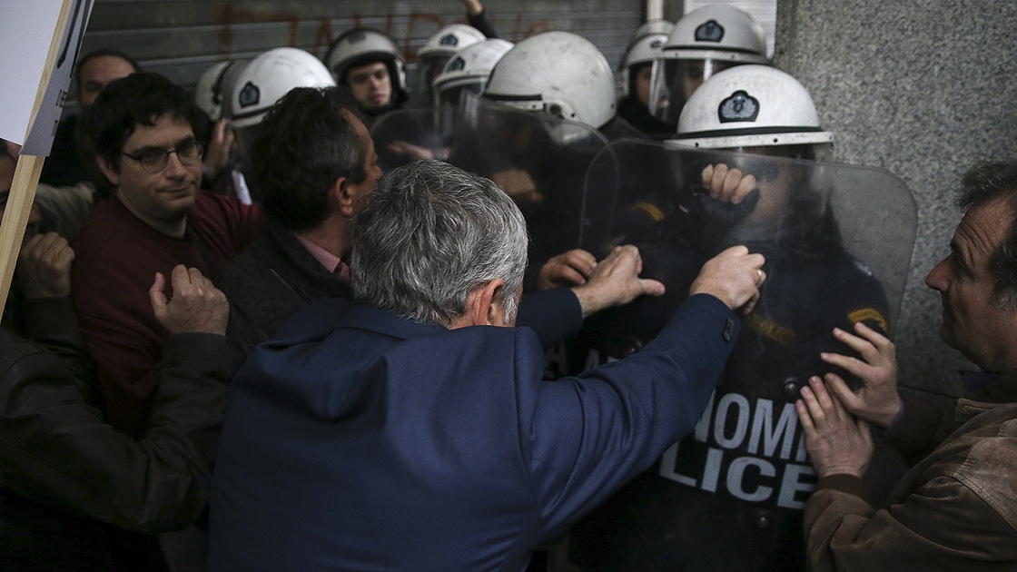 Yunanistan’da grev günü: Bu da önlem yetersizliği eylemi
