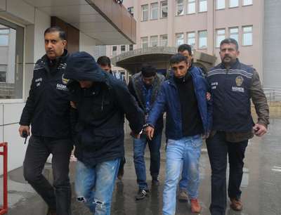 Gaziantep'te gasp şüphelisi 4 kişi yakalandı