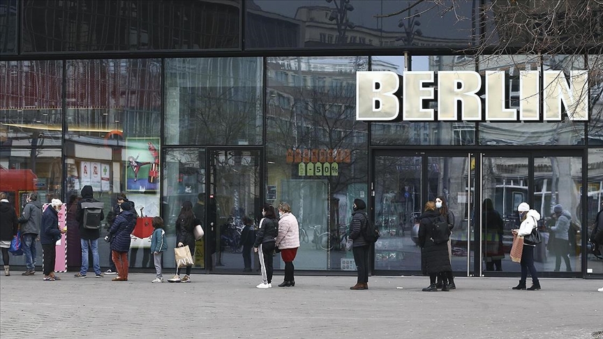 Bir acı rekor daha: Almanya’da son 24 saatte 952 kişi hayatını kaybetti