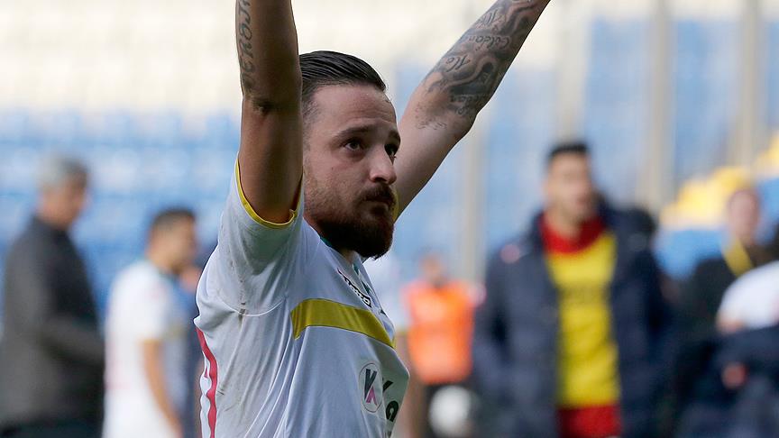 Aylardır cezaevindeymiş: Futbolcu Deniz Naki’ye çıkar amaçlı suç örgütü suçlaması