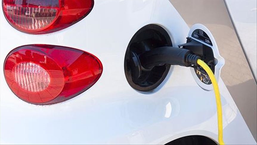 Otomotiv deri değiştiriyor: Almanya’da elektrikli araçlara ödenen teşvik “patladı”