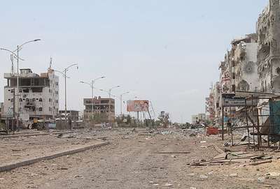 Husiler Aden'in kalbini ele geçirdi
