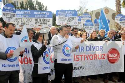 Eğitim Bir Sen'den 'nöbet' eylemi
