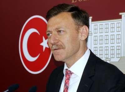 CHP'li Atıcı, ÖSYM'nin TUS'ta yazılı sınav yapma kararını TBMM'ye taşıdı