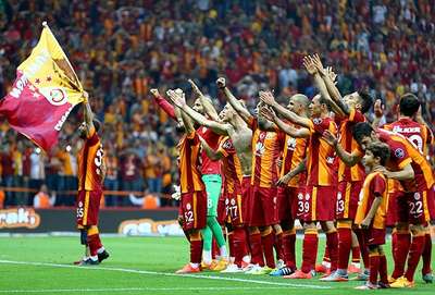Galatasaray Almanya'da Türk futbolcu arıyor