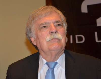 McCarthy: Özdemir'in ihracı demokrasiye aykırı
