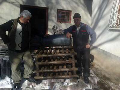 Su borularından tasarruflu kalorifer kazanı yaptı