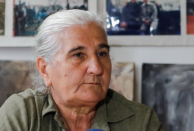 Srebrenitsalı annelerden 'soykırım' çağrısı