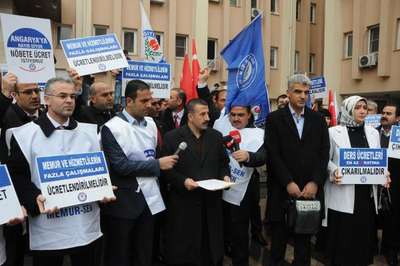 Gaziantep’te eğitimcilerden zam talebi