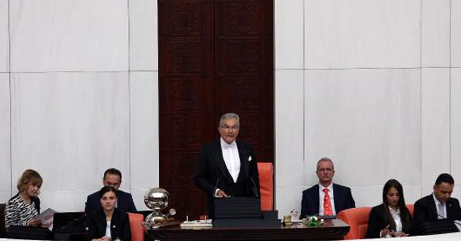 CHP'nin adayı Baykal