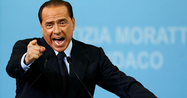 Berlusconi'ye rüşvetten 3 yıl hapis cezası