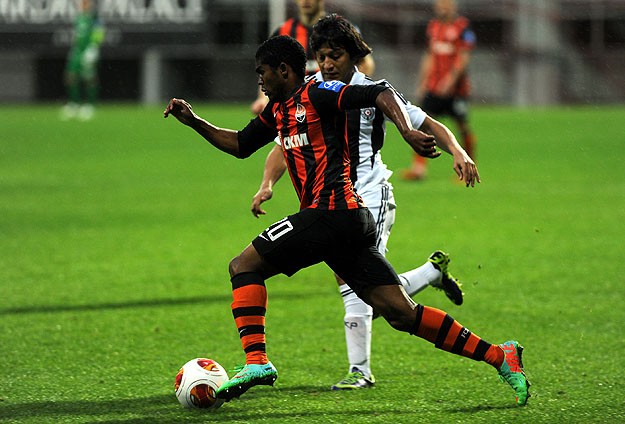 Douglas Costa Bayern Münih'te