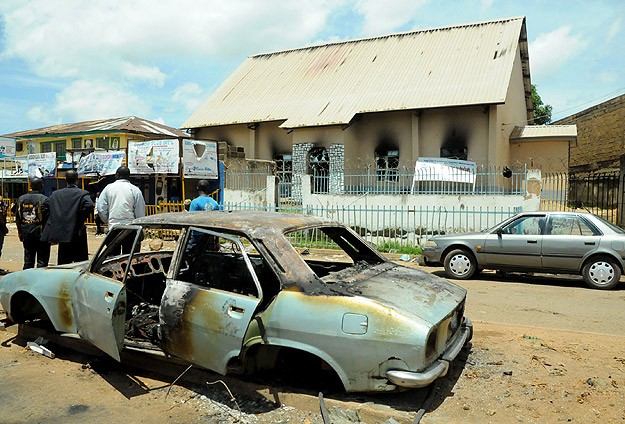 Kamerun'da intihar saldırısı: 13 ölü