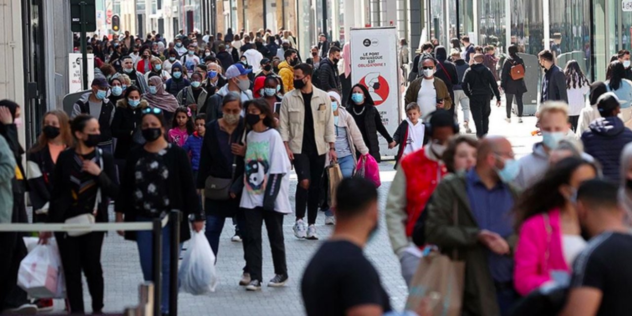 Belçika'da Kovid-19 vakaları hızla artıyor