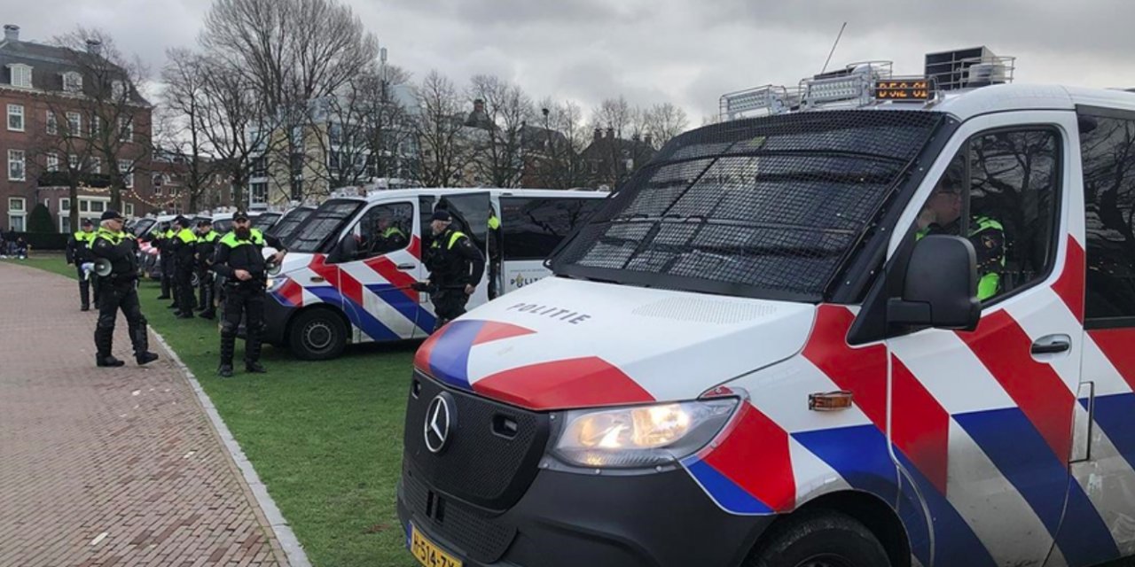 BM'den, Hollanda polisinin göstericilere şiddet kullanmasına tepki
