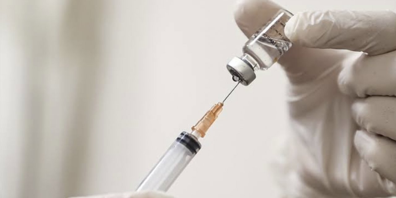 Belçika'da aşı karşıtı doktorlar görevden uzaklaştırıldı