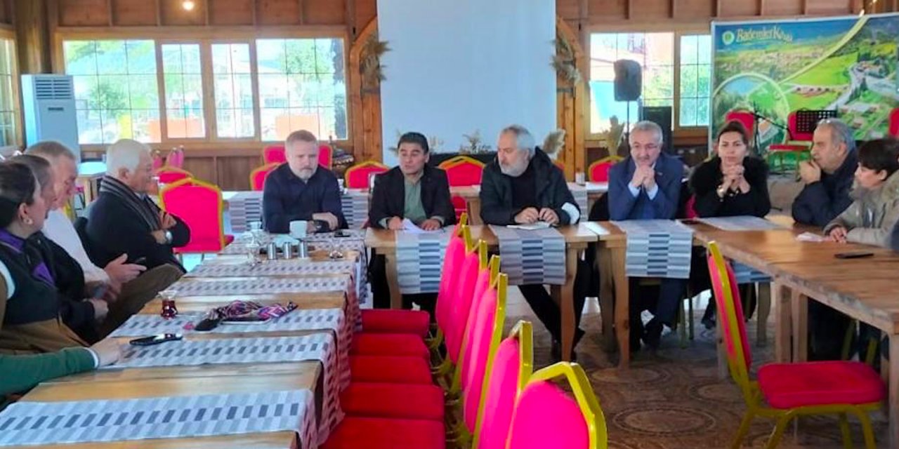 Bademler Üretim kooparatifi Hollanda’ya çiçek ihraç etmek için kolları sıvadı