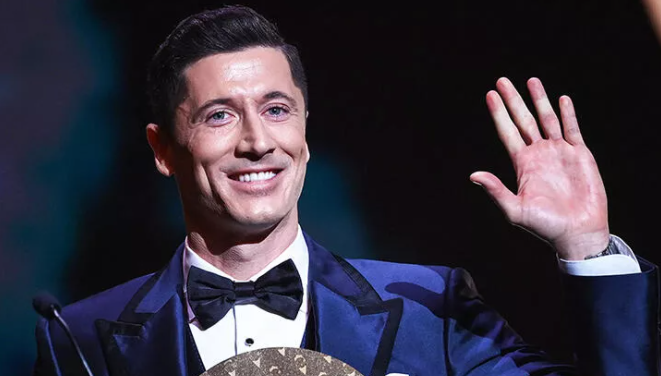 FIFA Yılın En İyi Futbolcu Ödülü'nün sahibi Robert Lewandowski oldu