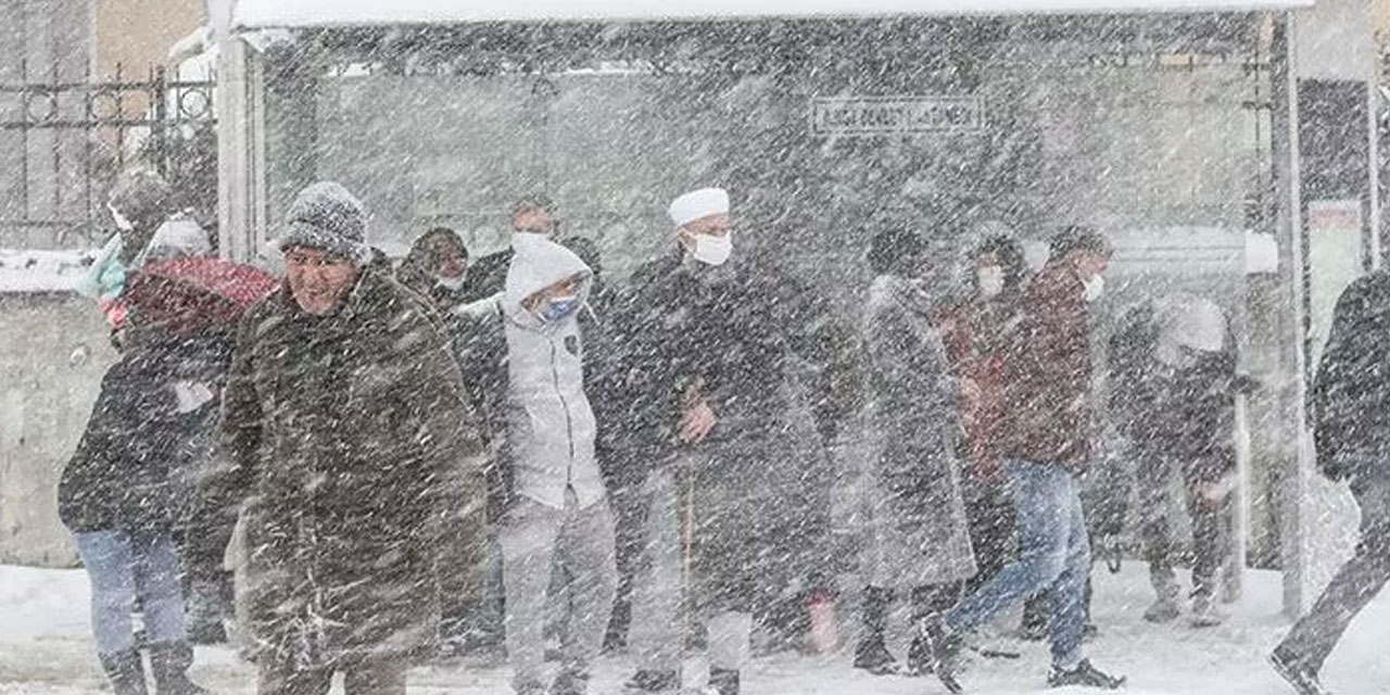 Bu haberi okumadan yola çıkmayın! İstanbul'da bugün kar yağacak mı?