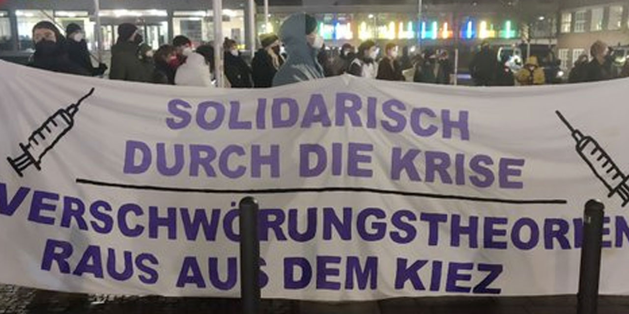 Almanya'nın baş belası aşı karşıtlarına, karşı gösteri düzenlendi!