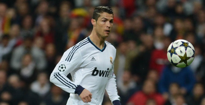 Cristiano Ronaldo ada hediye etti